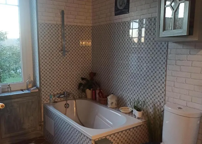 Holiday home Le Presbytere De Bueil - 8 Pers - 5 Couchages *