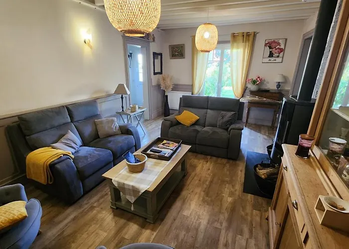 Holiday home Le Presbytere De Bueil - 8 Pers - 5 Couchages